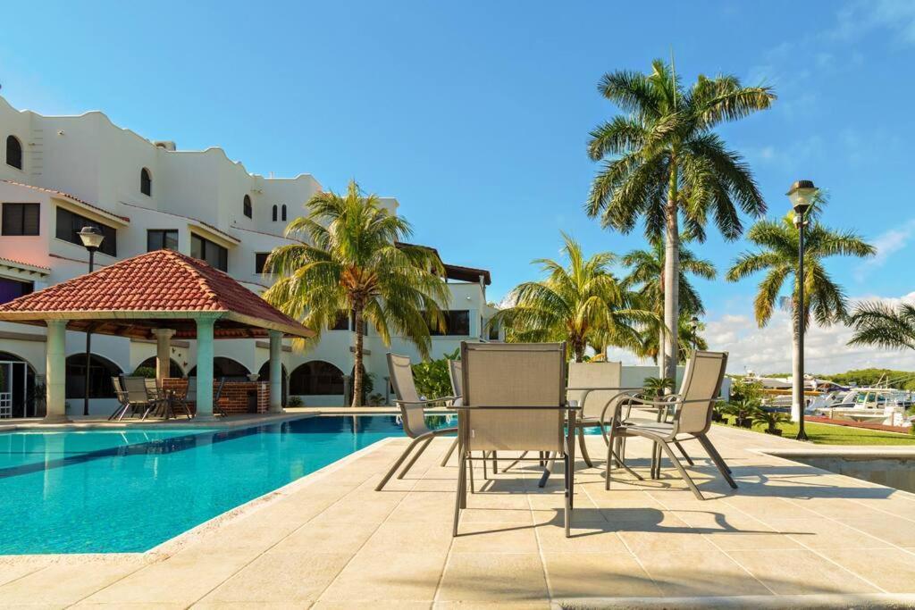 Elegant Lagoon Front Villa By Casa Paraiso Cancún Extérieur photo